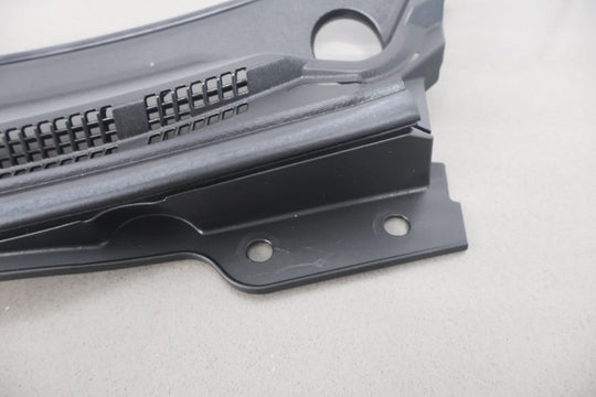 08 - 15 Mitsubishi Lancer Evo X Front Center Windshield Cowl Vent Panel W/ Seal