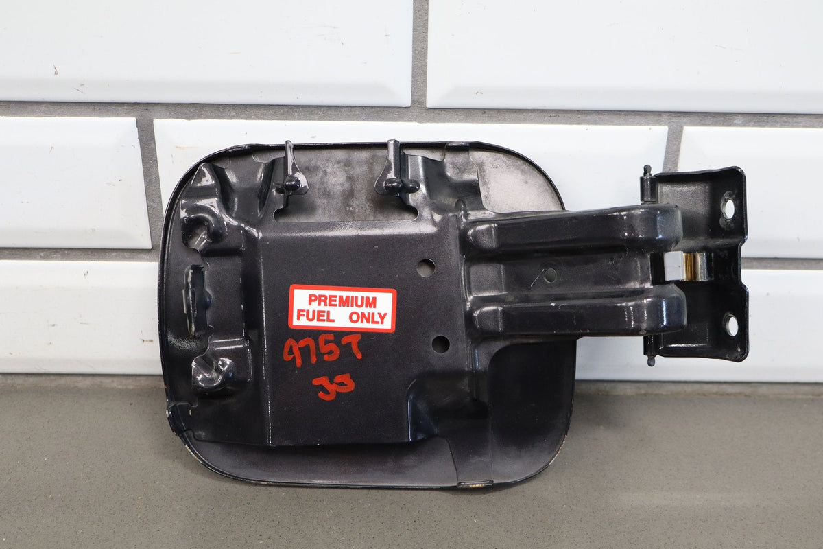 08-15 Mitsubishi Lancer Evo X Fuel Door Phantom Black 02