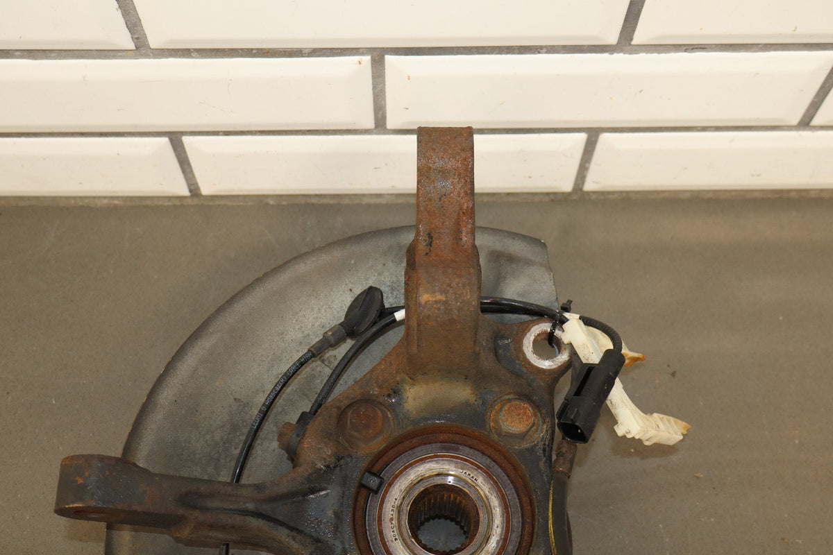 08-15 Mitsubishi Lancer Evo X Left Front Spindle Hub ABS