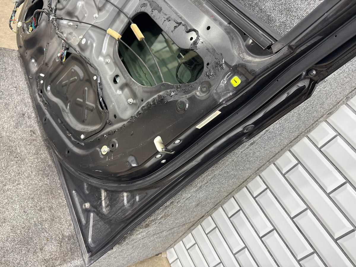 08-15 Mitsubishi Lancer Evo X RH Front Door (Crease) Black 02