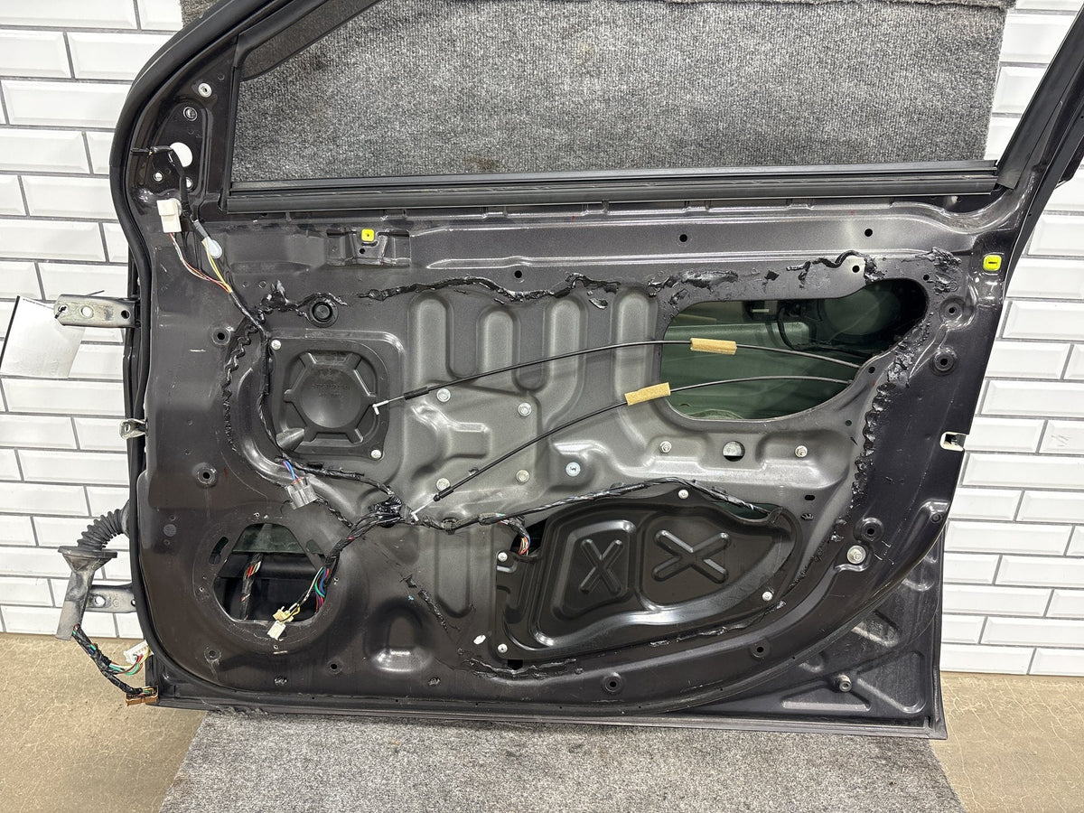 08-15 Mitsubishi Lancer Evo X RH Front Door (Crease) Black 02
