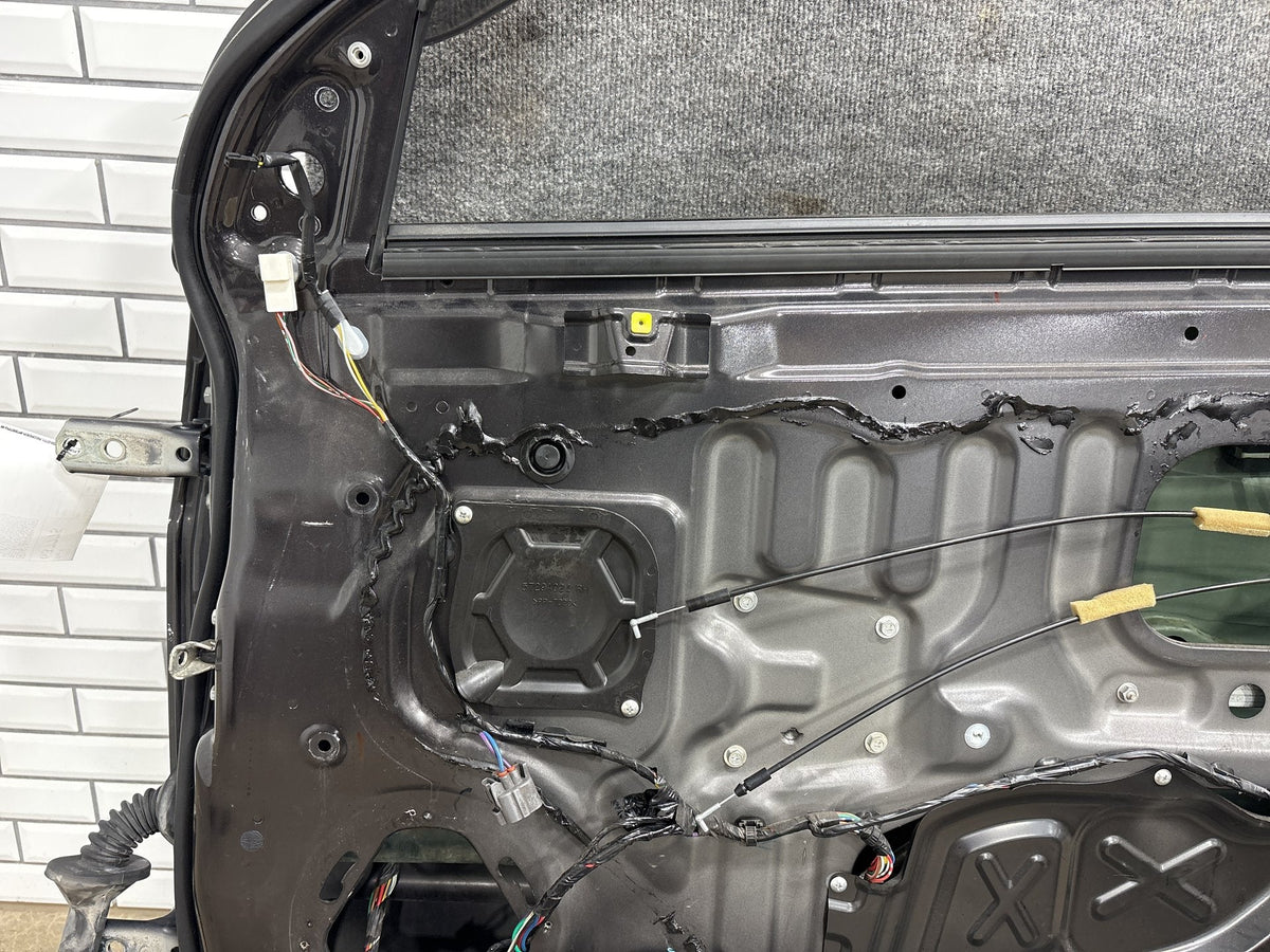 08-15 Mitsubishi Lancer Evo X RH Front Door (Crease) Black 02