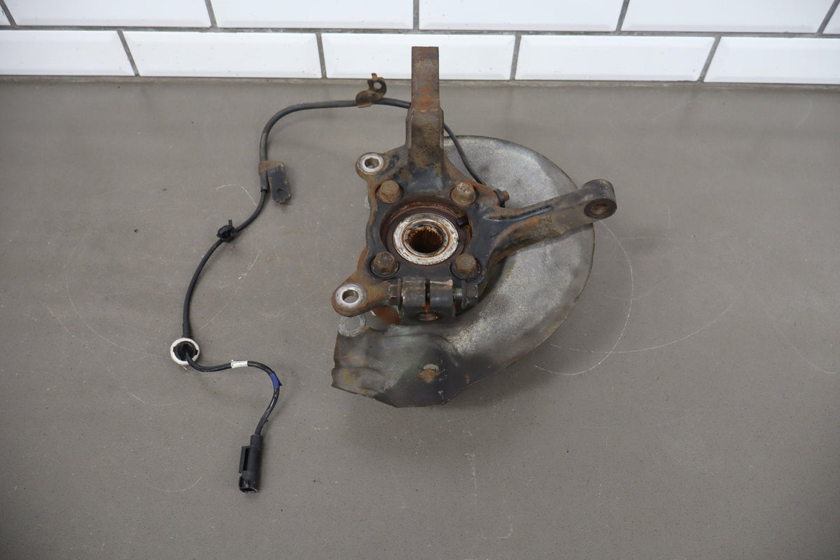08-15 Mitsubishi Lancer Evo X RH Front Spindle 3870A018