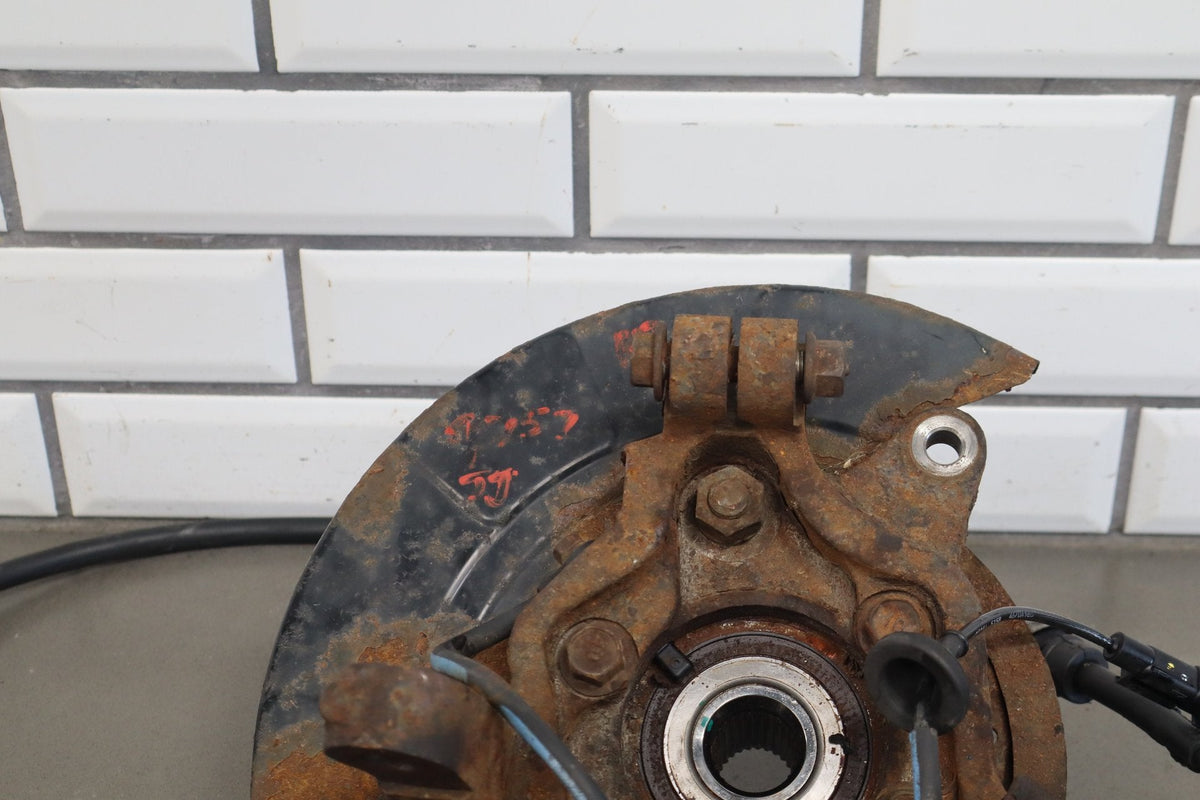 08-15 Mitsubishi Lancer Evo X RH Rear Knuckle Assembly