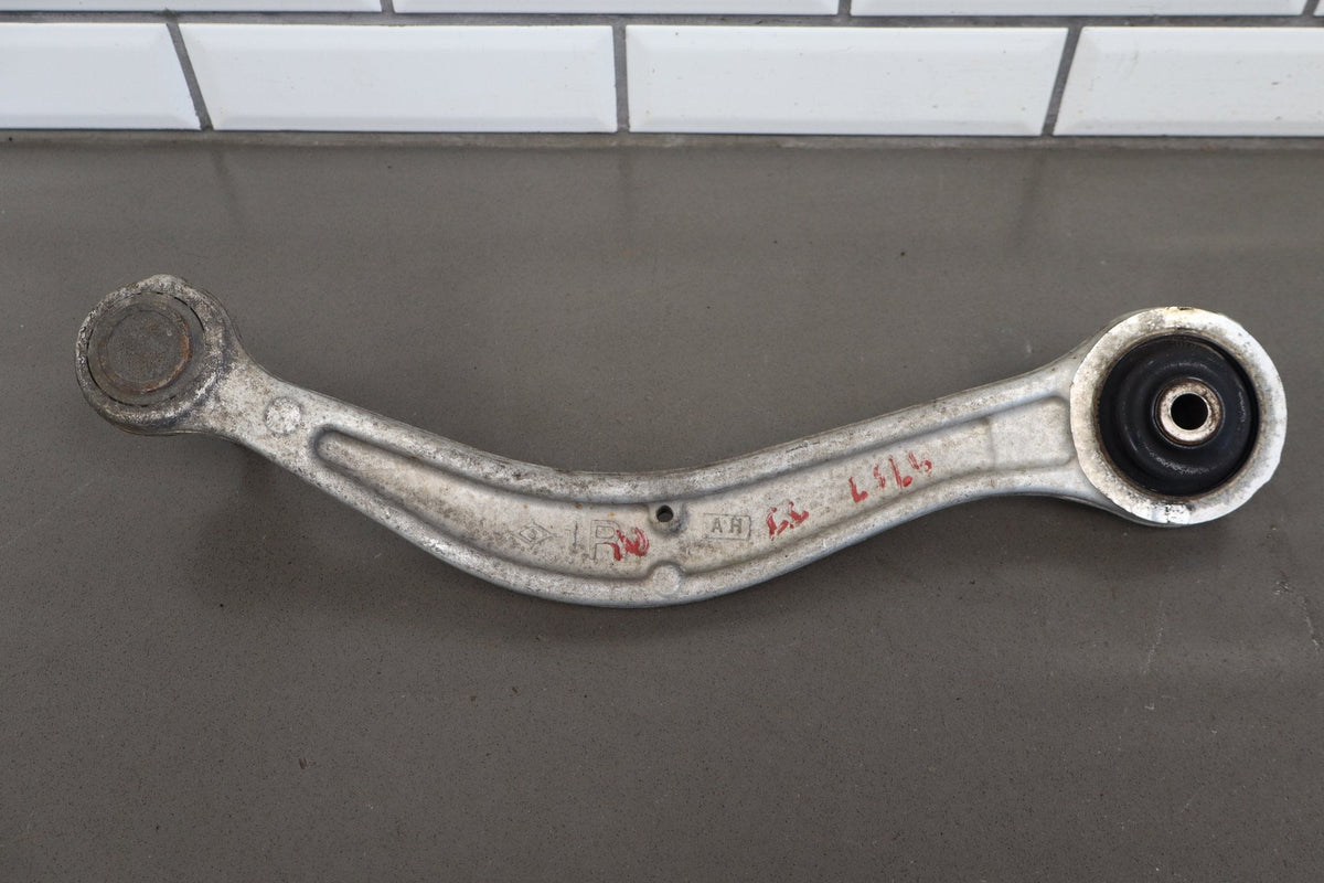 08-15 Mitsubishi Lancer Evo X RH Rear Knuckle Assembly