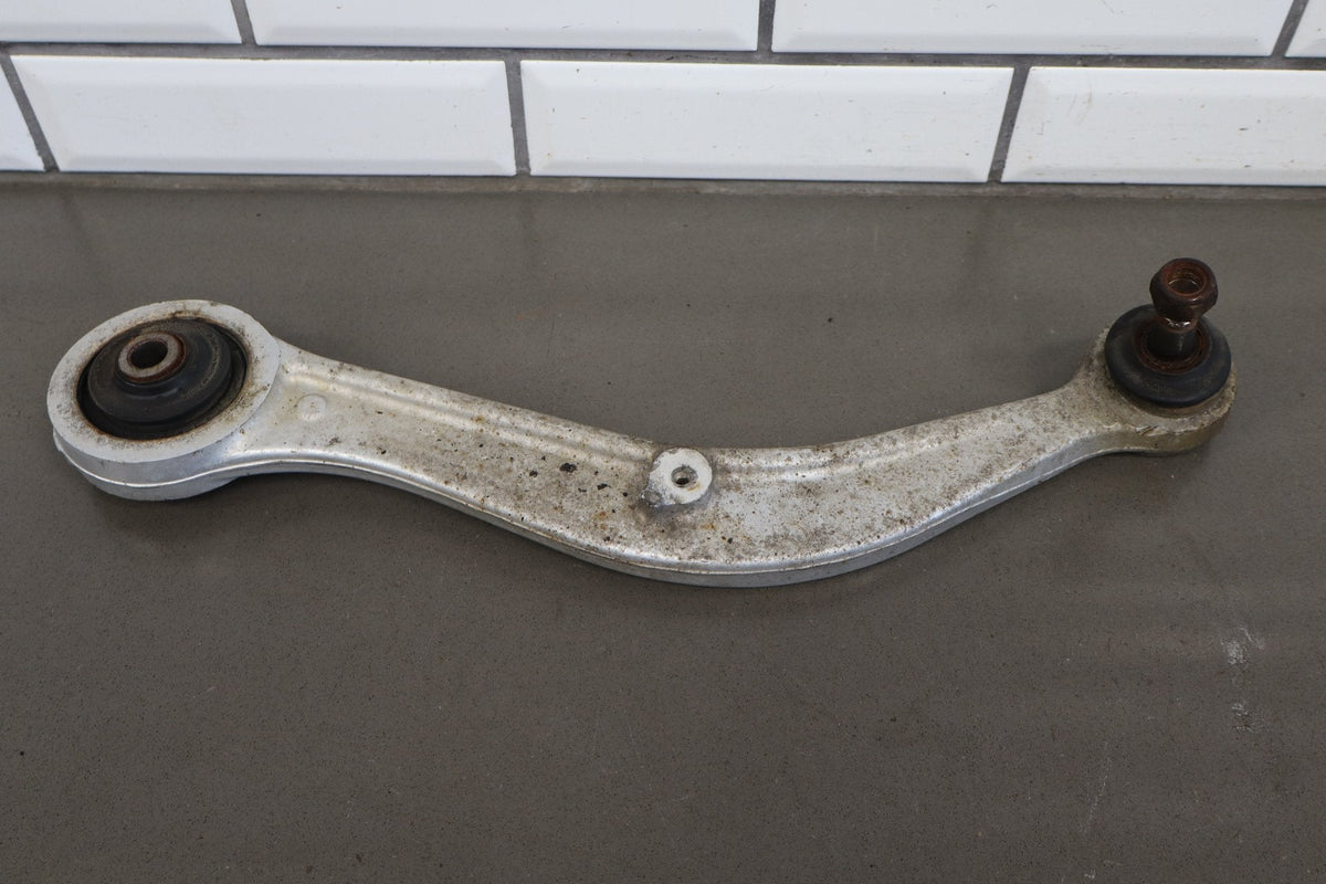 08-15 Mitsubishi Lancer Evo X RH Rear Knuckle Assembly