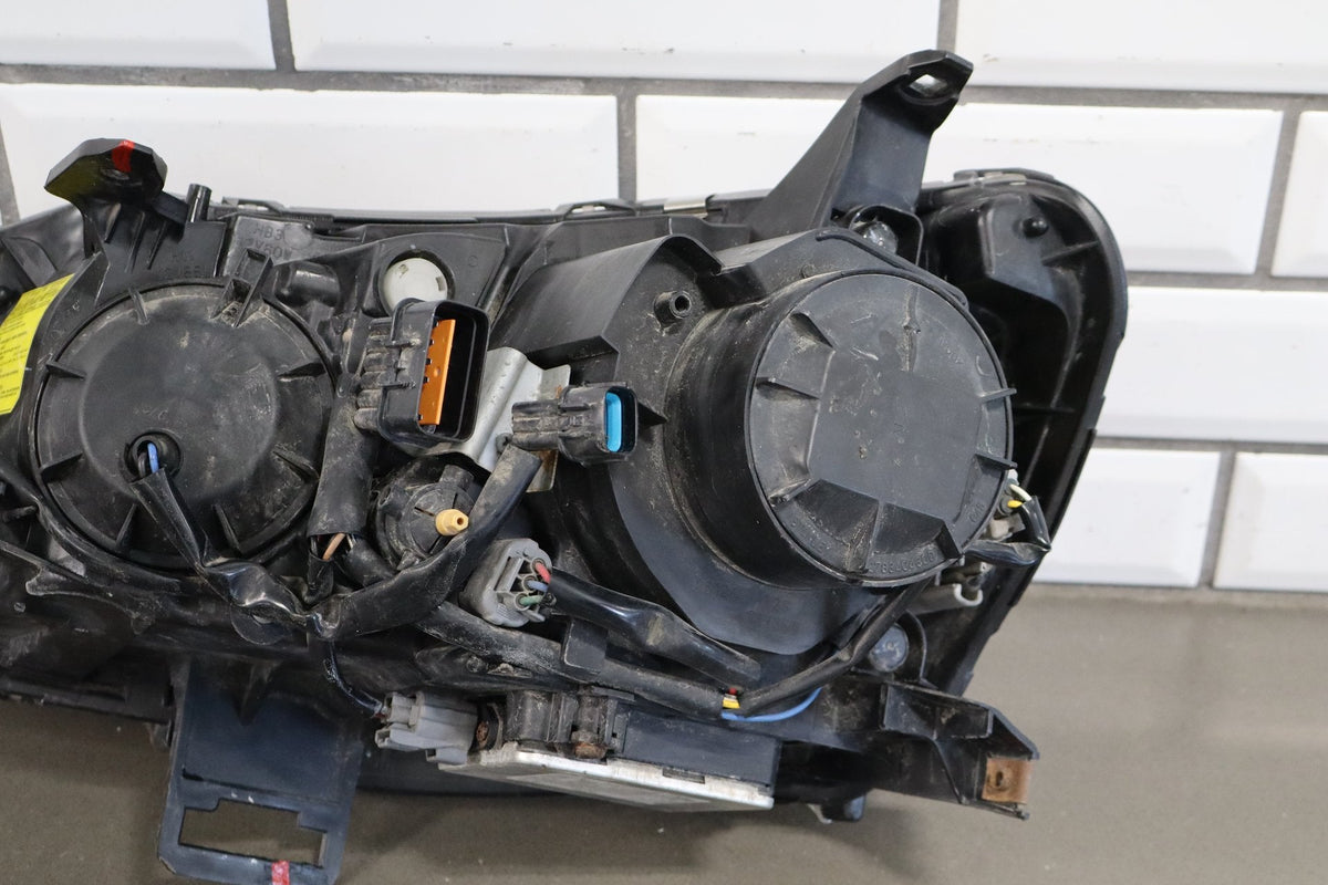 08-15 Mitsubishi Lancer Evo X RH Xenon Headlamp Recon 8301C364