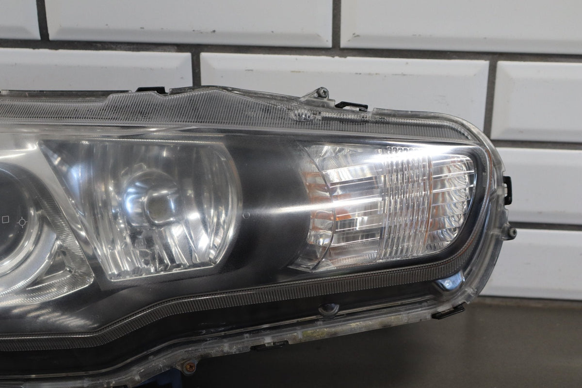 08-15 Mitsubishi Lancer Evo X RH Xenon Headlamp Recon 8301C364