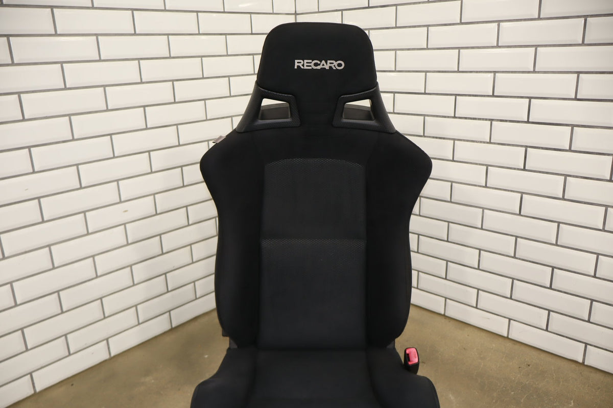 08-15 Mitsubishi Lancer Evo X Right Recaro Front Seat (Black Stain)