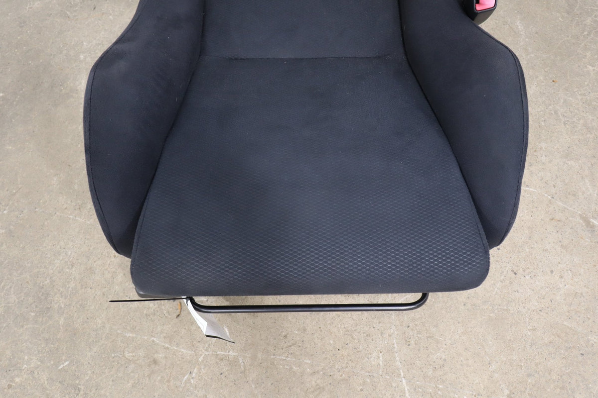 08-15 Mitsubishi Lancer Evo X Right Recaro Front Seat (Black Stain)