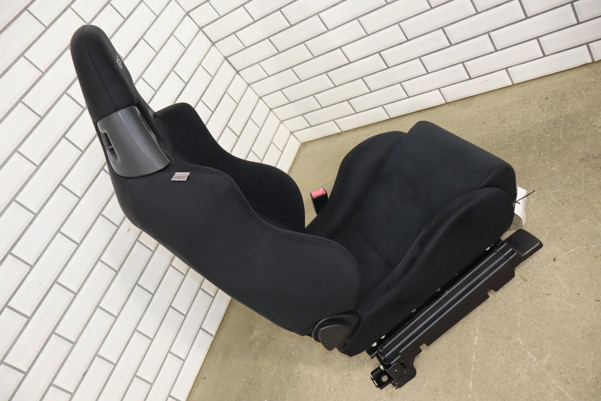 08-15 Mitsubishi Lancer Evo X Right Recaro Front Seat (Black Stain)