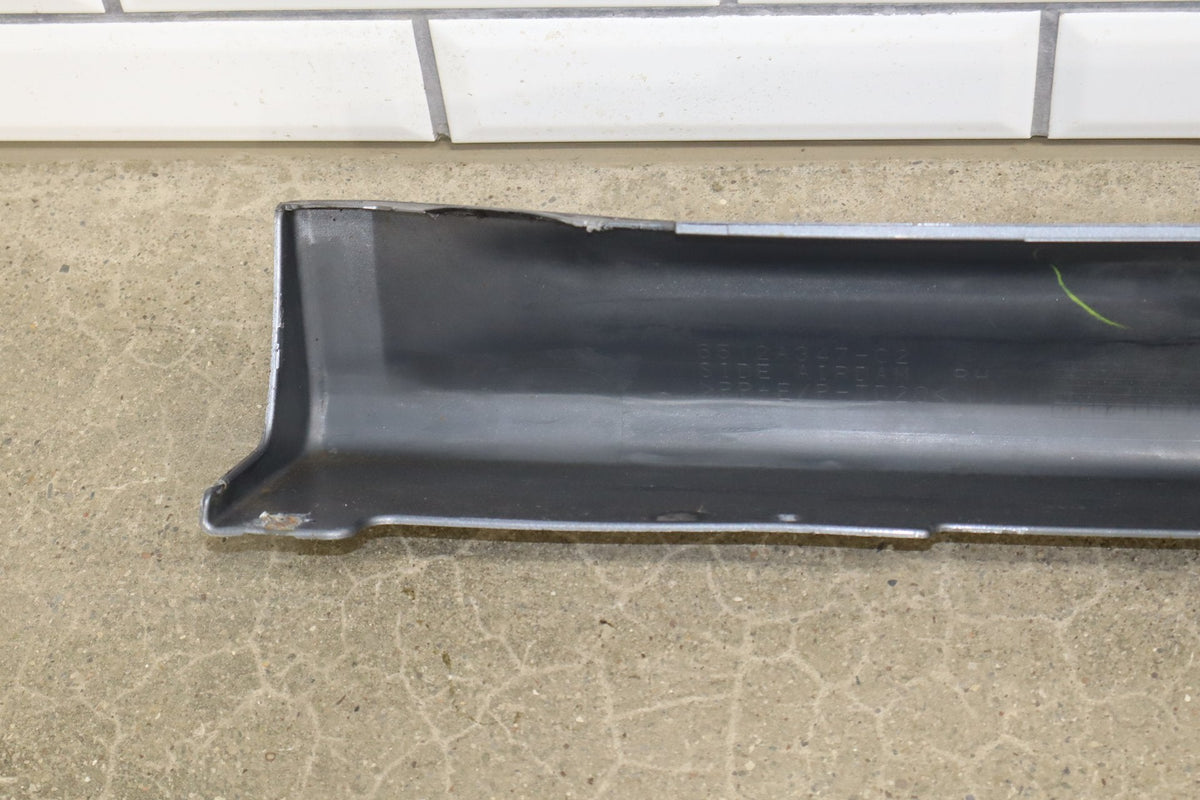 08-15 Mitsubishi Lancer Evo X Right Side Skirt (Cracked Tabs)