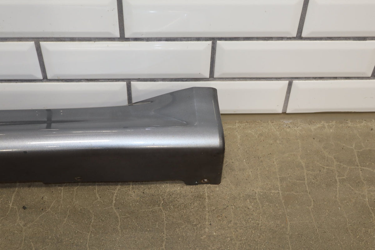 08-15 Mitsubishi Lancer Evo X Right Side Skirt (Cracked Tabs)