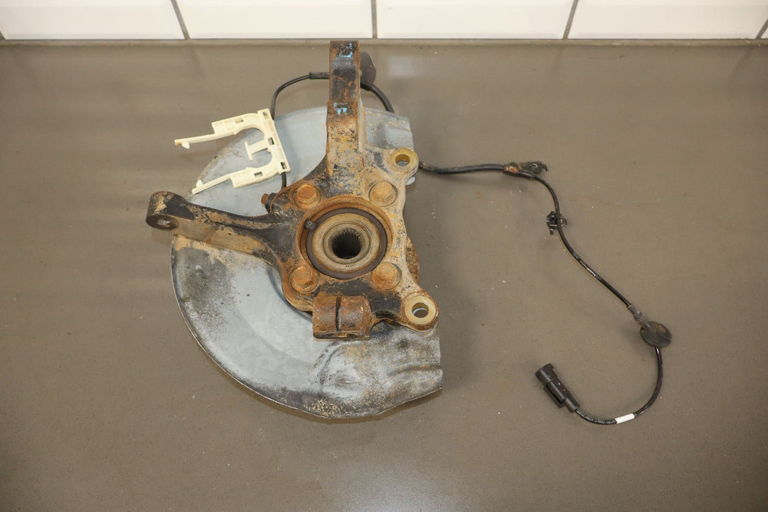 08 - 15 Mitsubishi Lancer Evolution Driver Left Front Spindle / Knuckle OEM