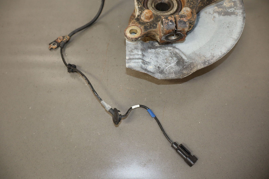 08 - 15 Mitsubishi Lancer Evolution Passenger Right Front Spindle / Knuckle OEM