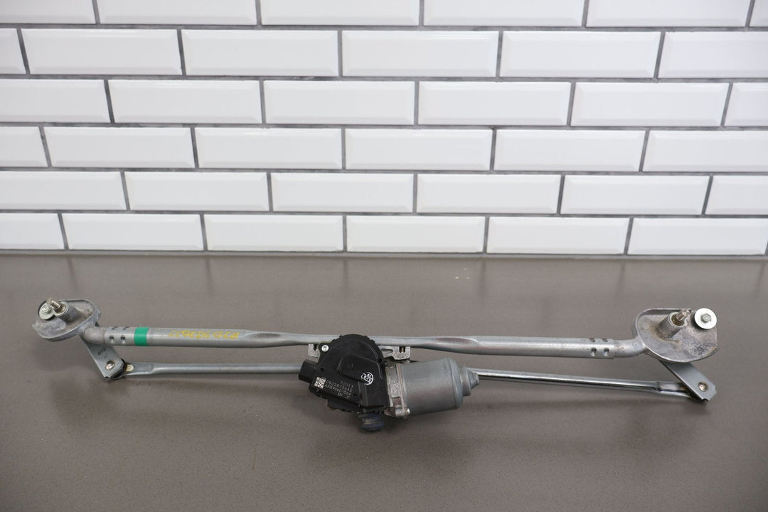 08 - 22 Dodge Challenger Windshield Wiper Transmission W/ Motor (Tested)