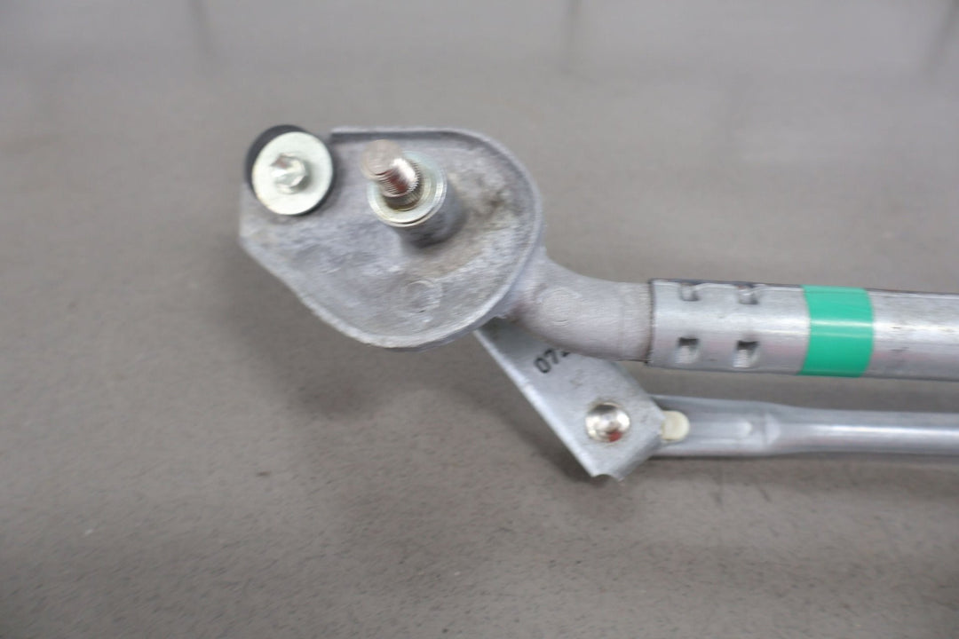 08 - 22 Dodge Challenger Windshield Wiper Transmission W/ Motor (Tested)