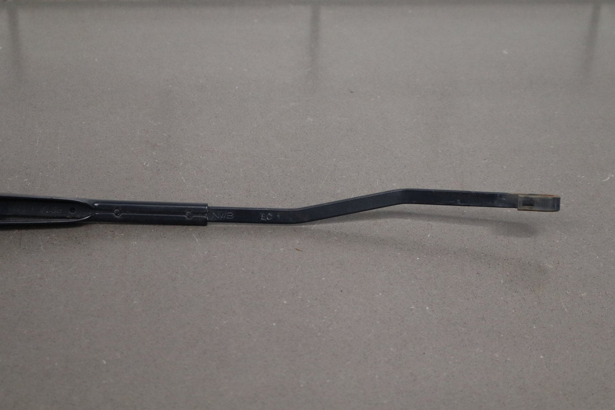 08-23 Dodge Challenger Windshield Wiper Arm Pair Black No Blades OEM