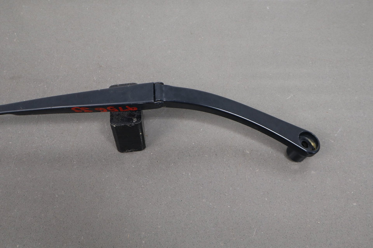 08-23 Dodge Challenger Windshield Wiper Arm Pair Black No Blades OEM