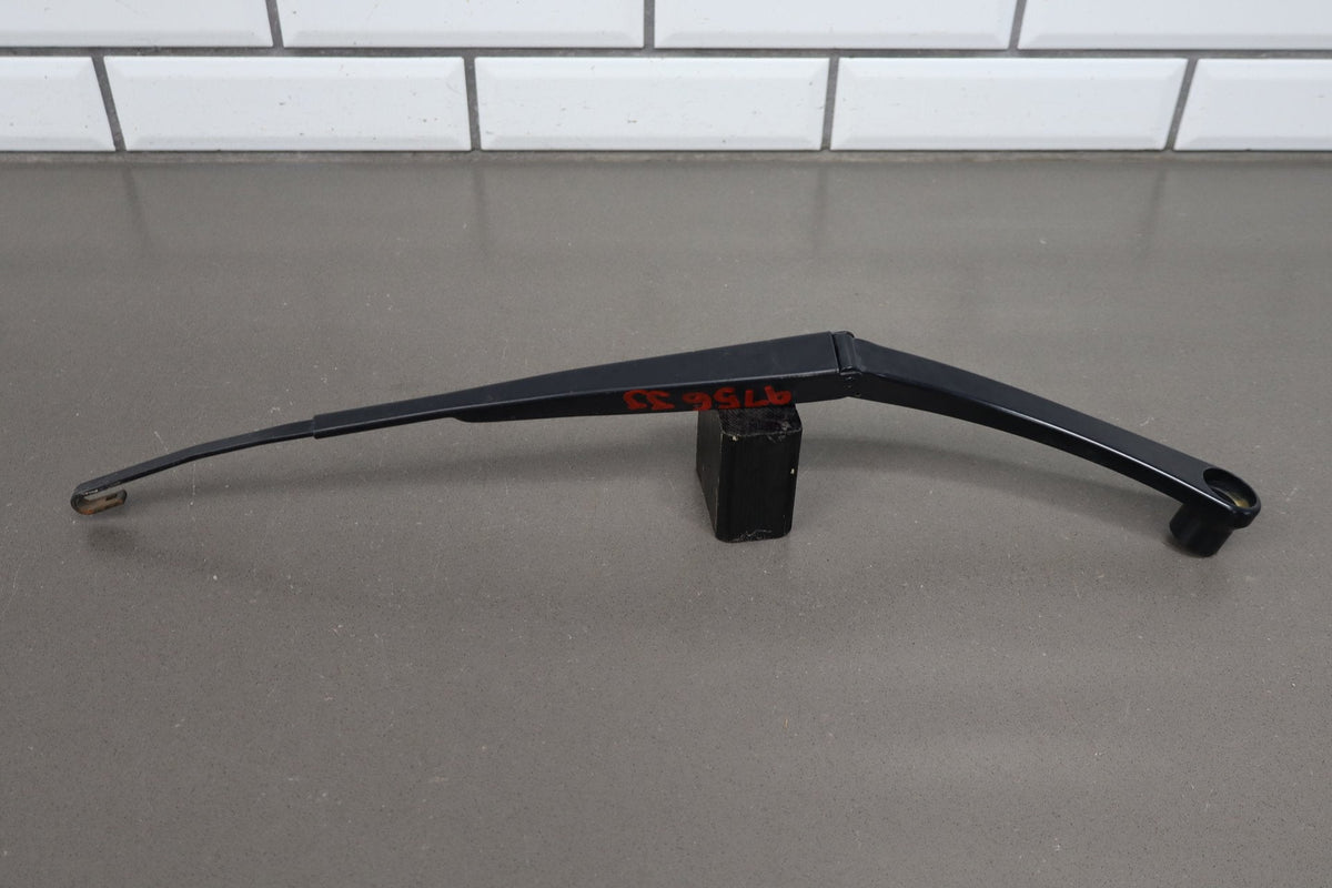 08-23 Dodge Challenger Windshield Wiper Arm Pair Black No Blades OEM