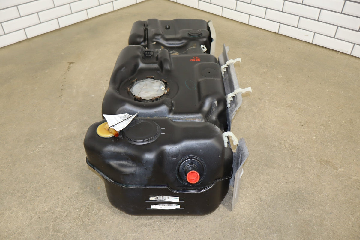 08 Chevy Tahoe Hybrid Fuel Tank No Pump