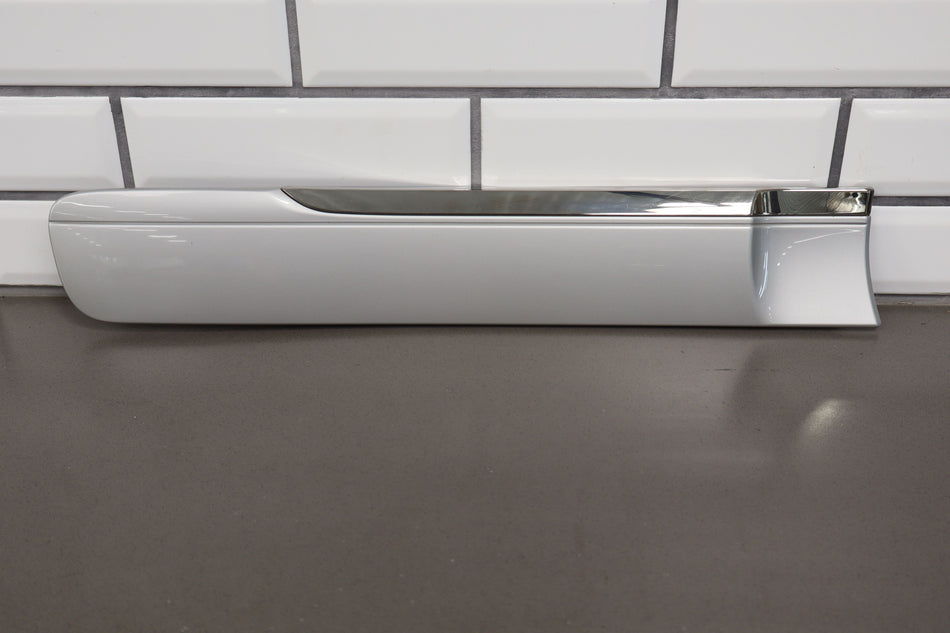 2013 Lexus GX460- Right Rear Door Molding