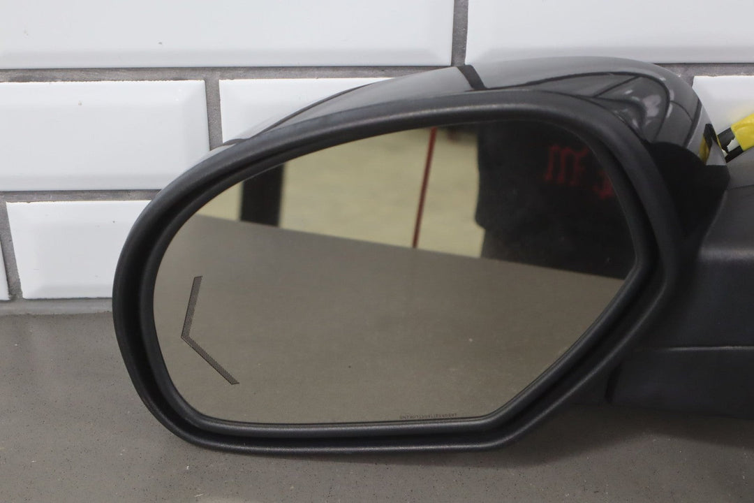09 - 13 Chevy Silverado 1500 Driver Left Power Door Mirror (Black 41U)