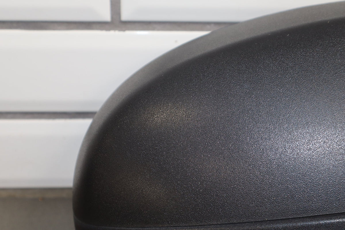 09-14 Chevrolet Tahoe Suburban Yukon Right Door Mirror Power Fold/Signal OEM