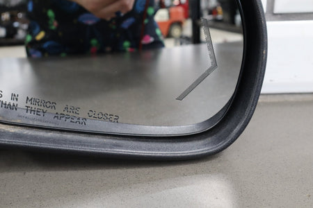 09-14 Chevrolet Tahoe Suburban Yukon Right Door Mirror Power Fold/Signal OEM