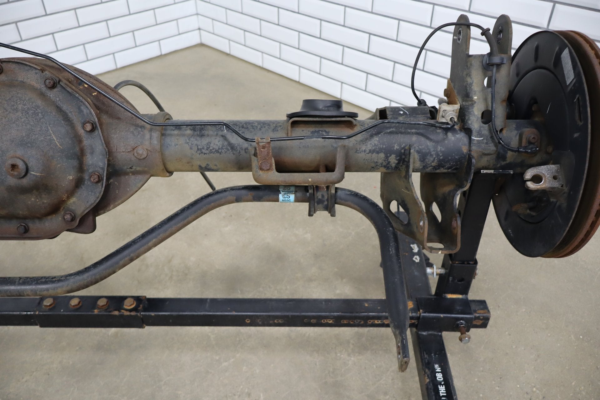 09-14 Chevrolet Tahoe/Suburban/Yukon Rear Axle Assembly 3.42 G80 Limited Slip