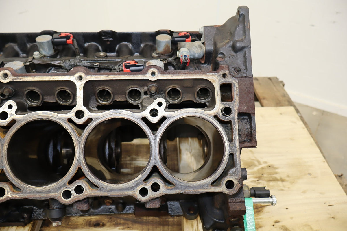 09-14 Dodge Challenger 5.7 Hemi EZH Eagle Bare Engine Block OEM