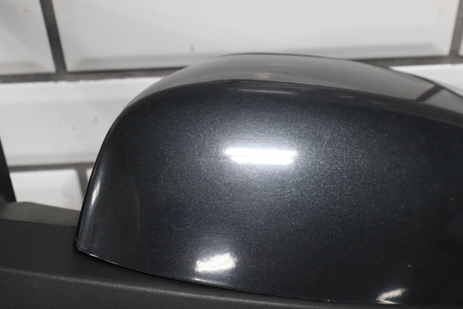 09-14 GMC Yukon Left Door Mirror Carbon Black Power Folding/Signal/Blind