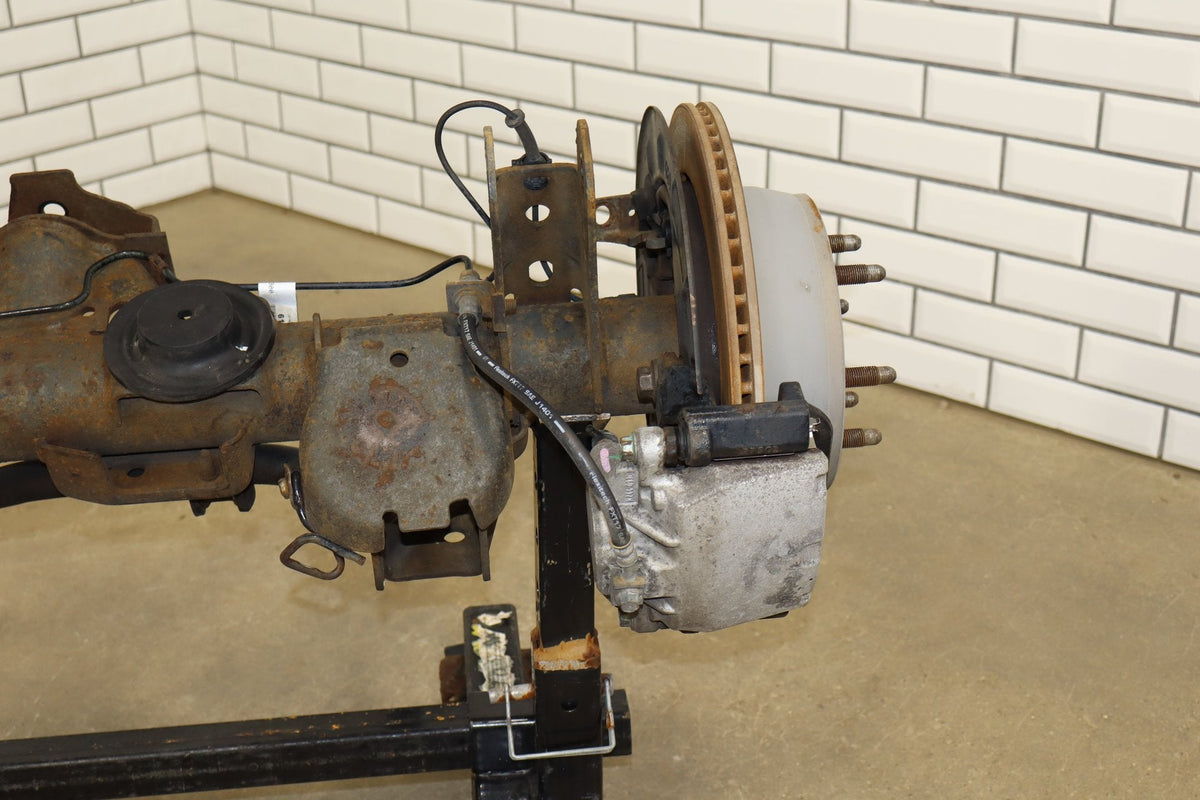 09-14 Tahoe Yukon Rear Axle 3.42 G80 8.5 OEM 20937818