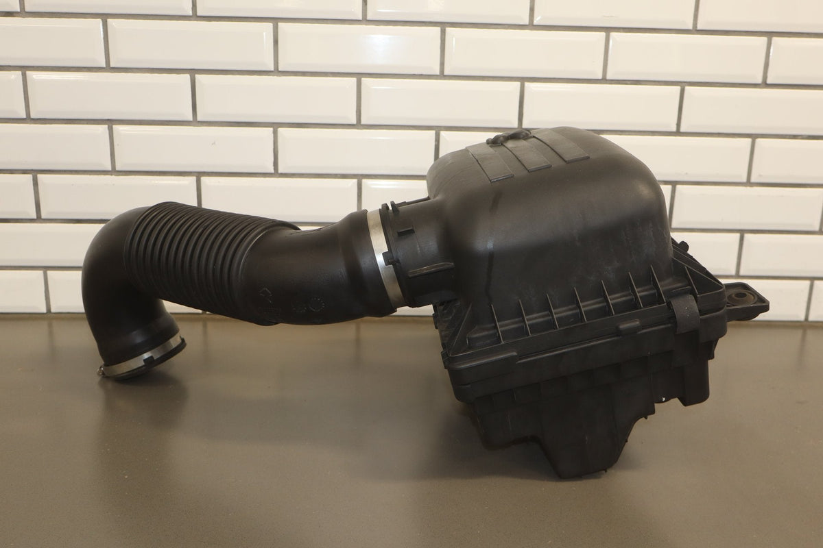 09-18 Ram 1500/ 19-24 Ram Classic 5.7L Hemi V8 Air Cleaner Intake Tube Air Box