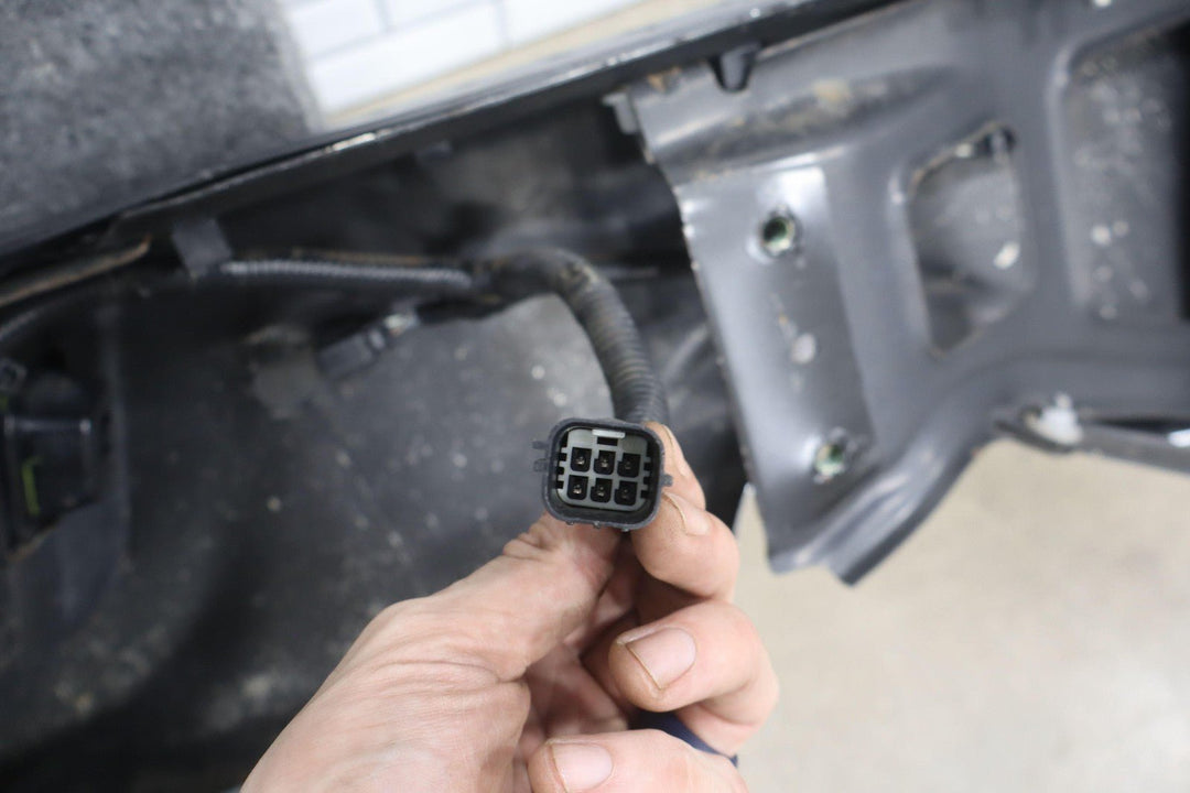 09 - 18 Ram 1500 Chrome Park Assist Rear Bumper Assembly Dual Exhaust