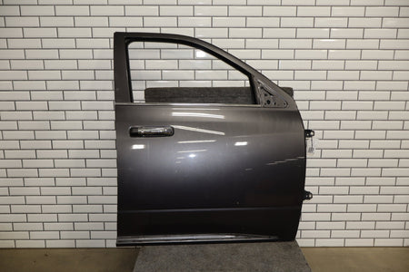 09-18 Ram 1500 Crew Cab Right Front Door Granite Crystal PAU