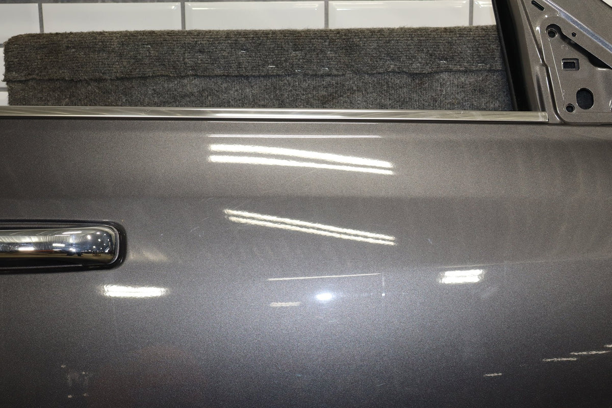 09-18 Ram 1500 Crew Cab Right Front Door Granite Crystal PAU