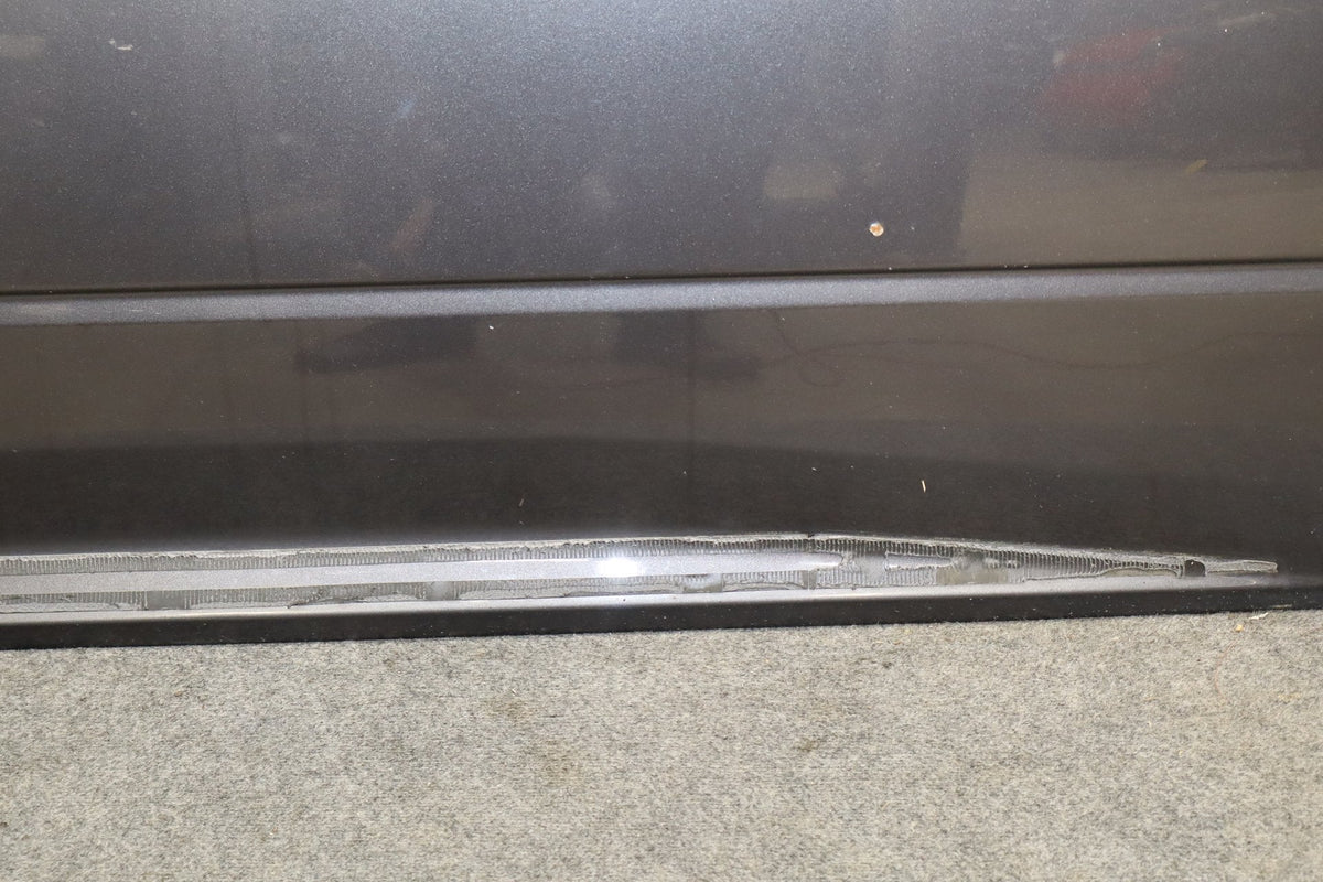 09-18 Ram 1500 Crew Cab Right Front Door Granite Crystal PAU