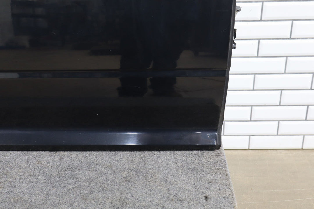 09 - 18 Ram 19 - 24 Ram Classic Crew Cab Right Rear Door (Black PX8)