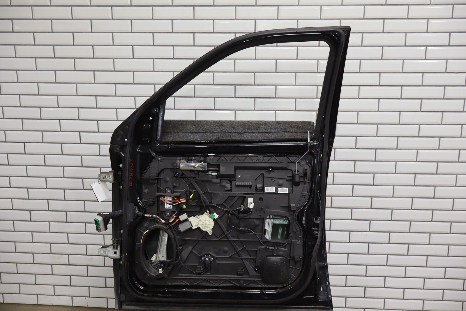 09-18 Ram 1500/2500/3500 Right RH Front Door Crew/Quad Cab Black