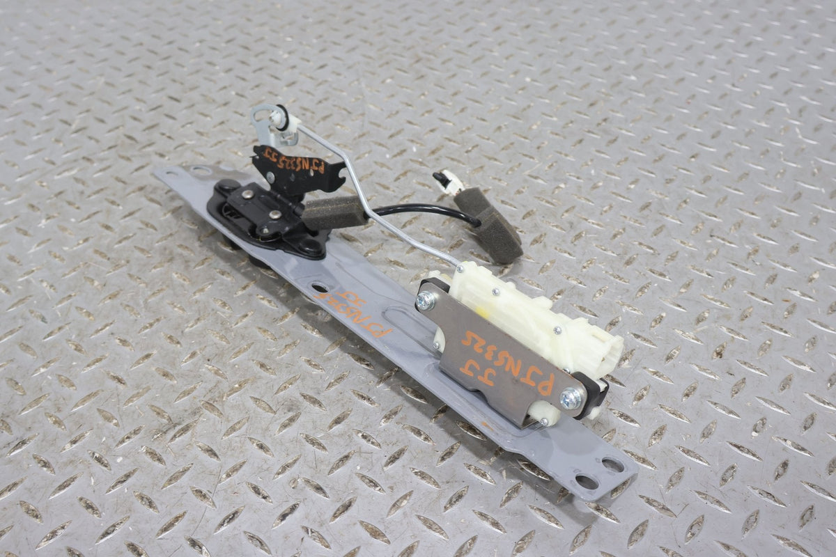 09-20 Nissan 370Z Nismo Coupe Rear Hatch Lock Latch (Tested)