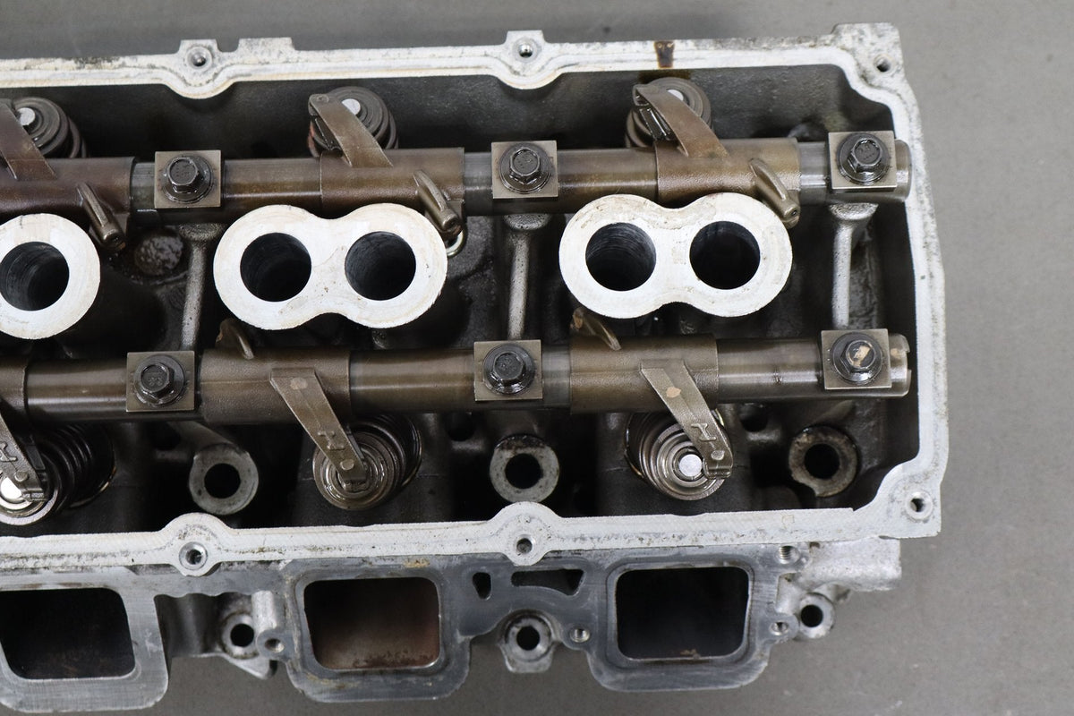 09-23 Dodge Challenger 5.7 Hemi EZH LH Cylinder Head OEM