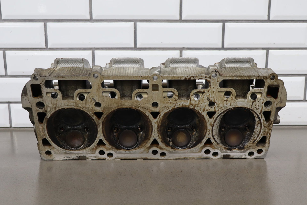 09-23 Dodge Challenger 5.7 Hemi EZH RH Cylinder Head OEM