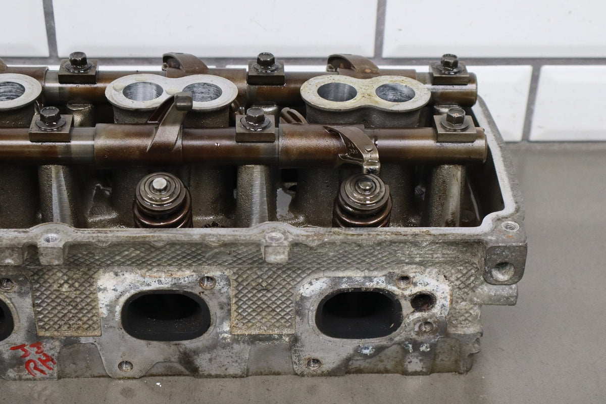 09-23 Dodge Challenger 5.7 Hemi EZH RH Cylinder Head OEM