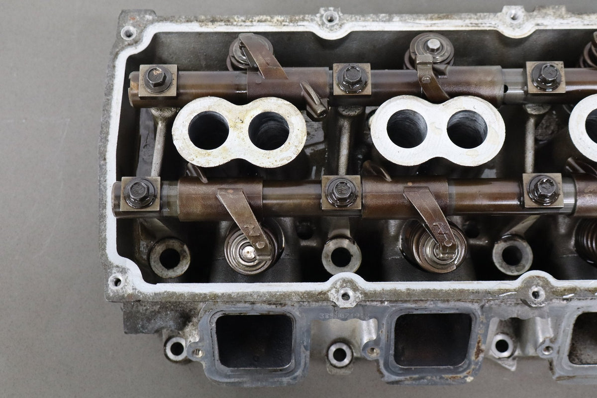 09-23 Dodge Challenger 5.7 Hemi EZH RH Cylinder Head OEM