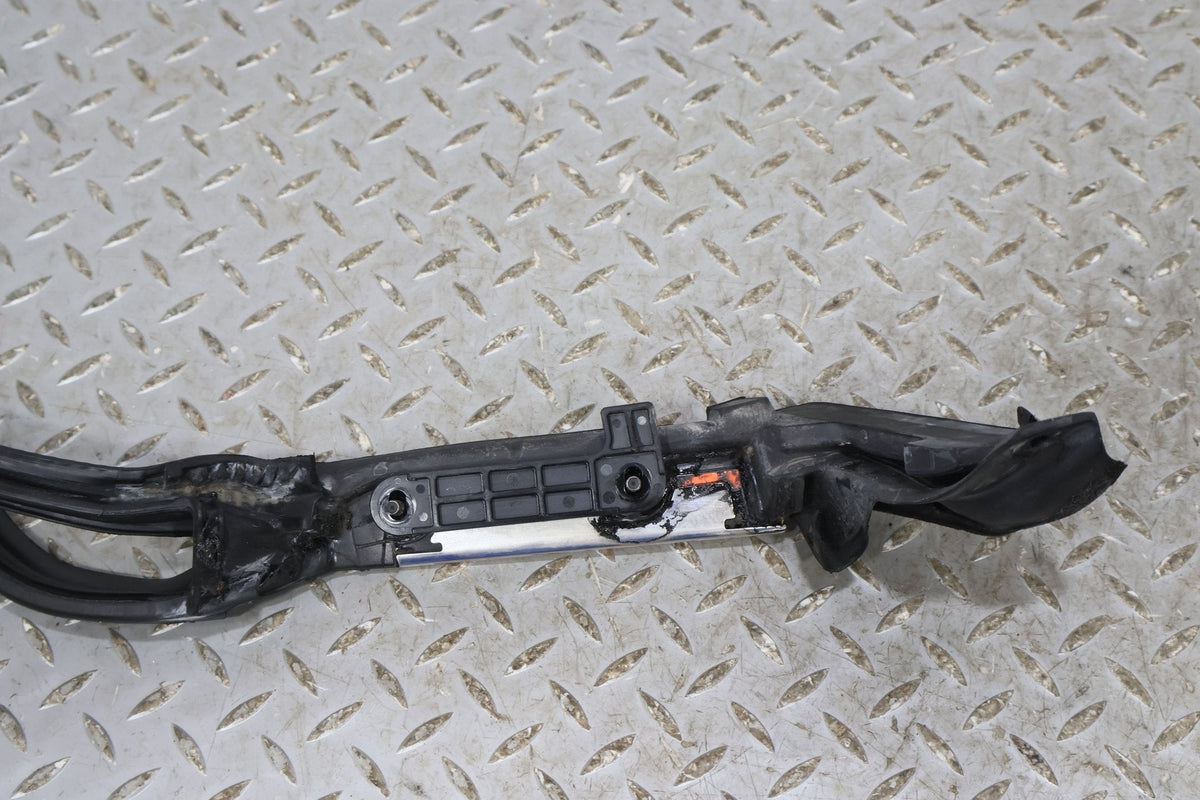 09 Aston Martin V8 Vantage Convertible Boot Cover Weather Stripping Gasket Seal