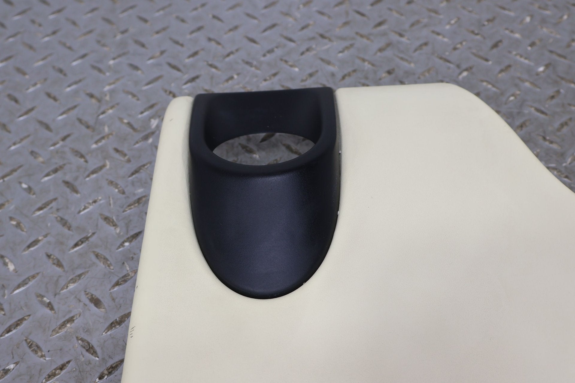 09 Aston Martin V8 Vantage Left LH Interior Knee Pad (Cream Truffle Leather)