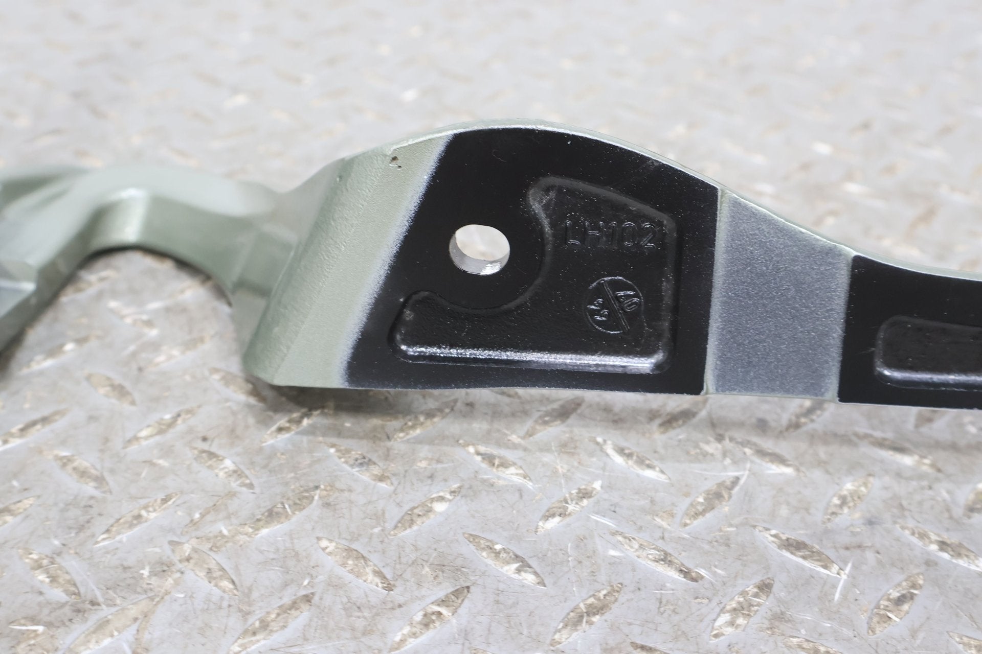 09 Aston Martin V8 Vantage Pair Convertible Deck Lid Hinges (California Sage)