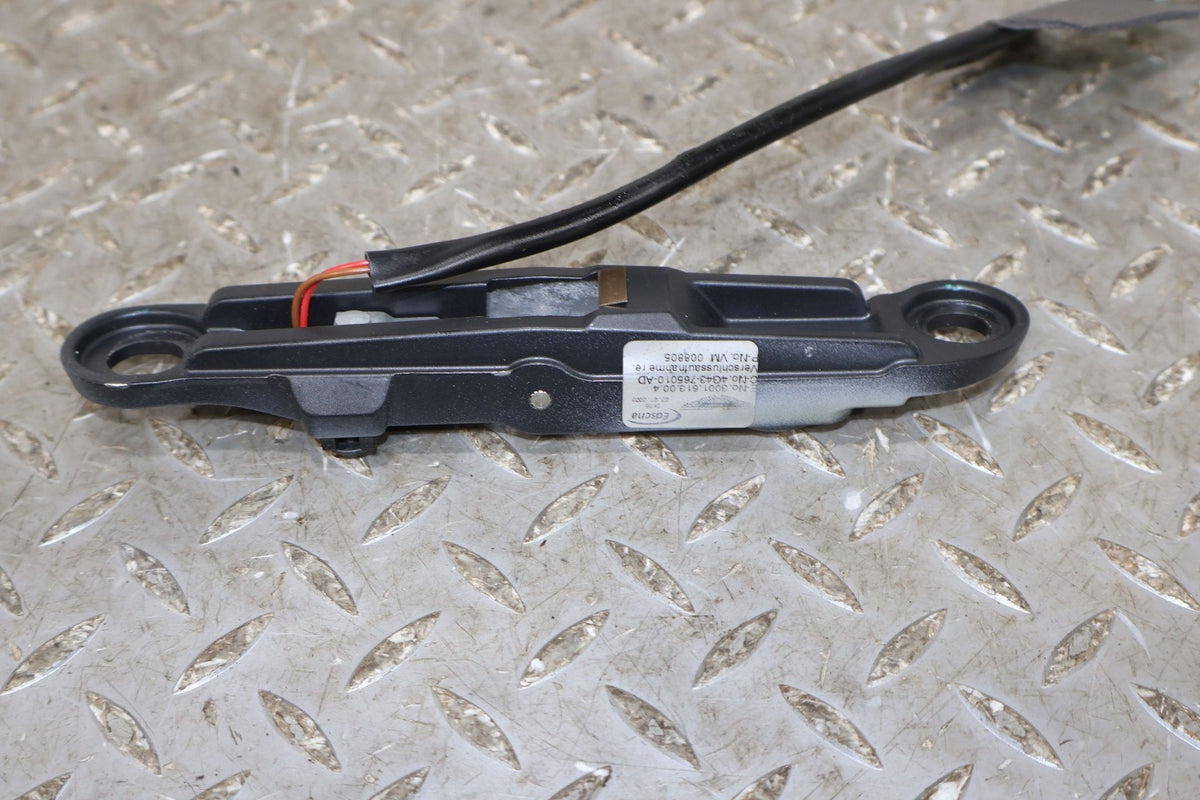 09 Aston Martin V8 Vantage Pair LH&RH Convertible Top Latches (Windshield Mount)