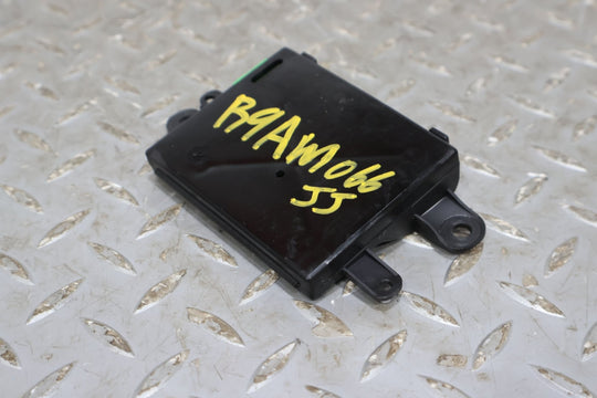 09 Aston Martin V8 Vantage Remote Control Key System Receiver (30710072) OEM